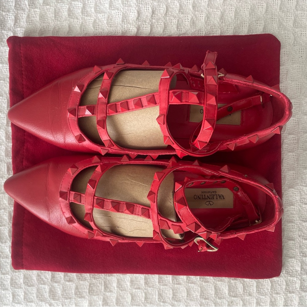 Valentino Garavani Rockstud Caged Flats red size 38